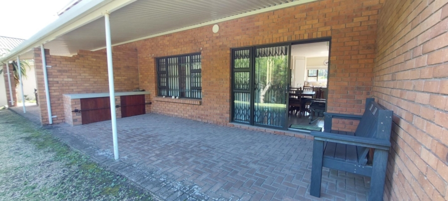 3 Bedroom Property for Sale in Haga Haga Eastern Cape